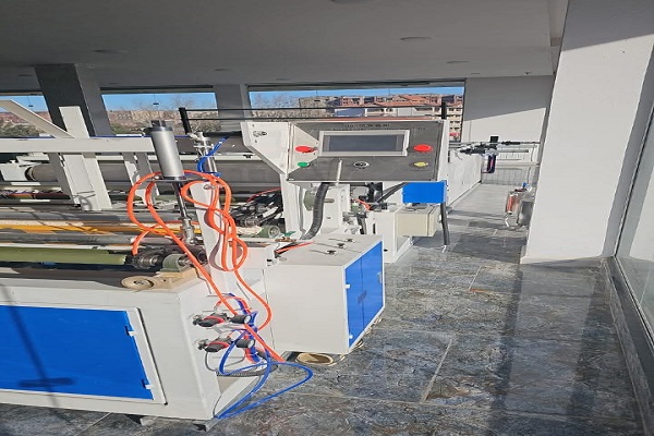 Machine a gobelet en papiers JBZ B