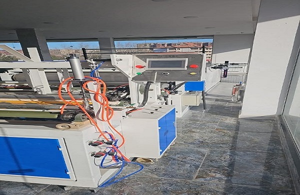 Machine a gobelet en papiers JBZ B